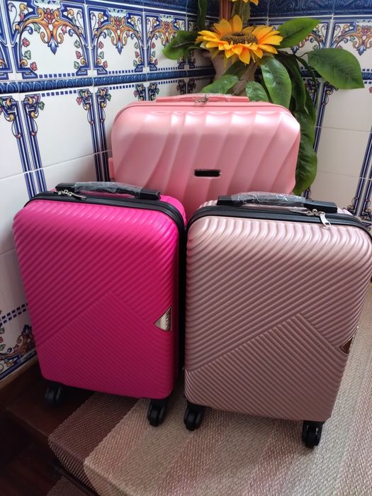 Malas de viagem NOVAS