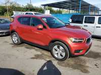 Volvo XC 40 2020 VOLVO XC40 T5 MOMENTUM / Benzyna / 4x4 / Automat