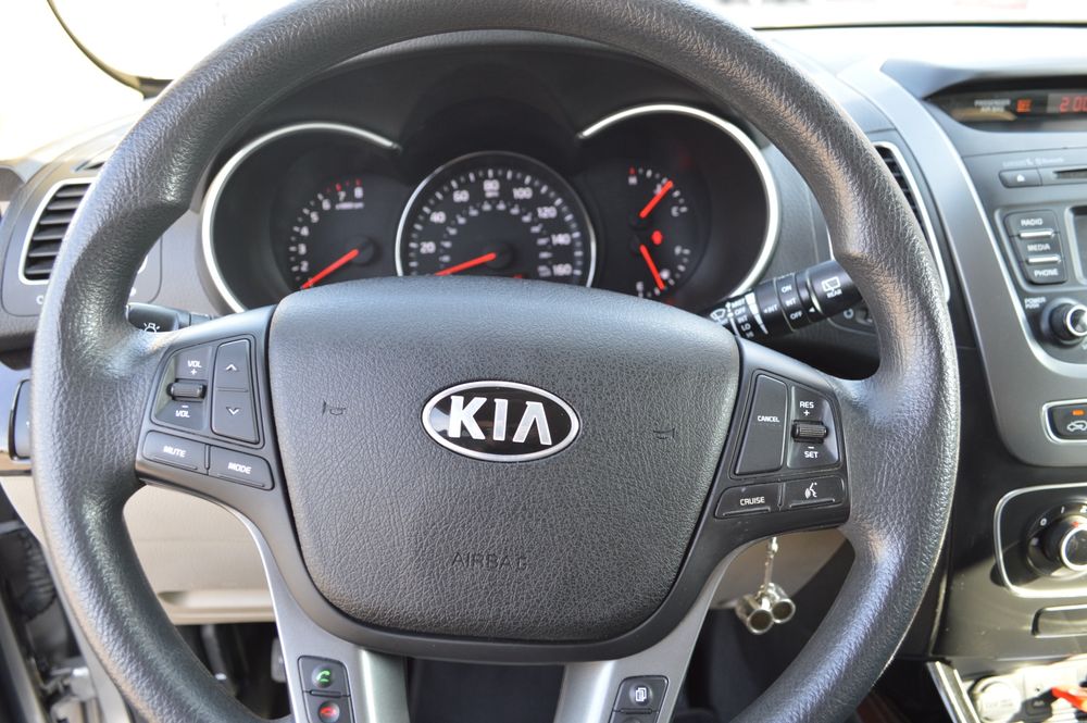 Kia Sorento LX 2014