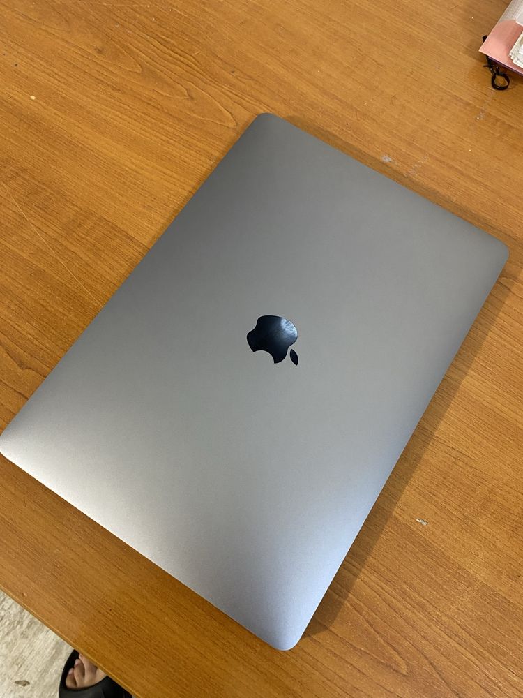 MacBook Pro 13,3 M1 (2020)