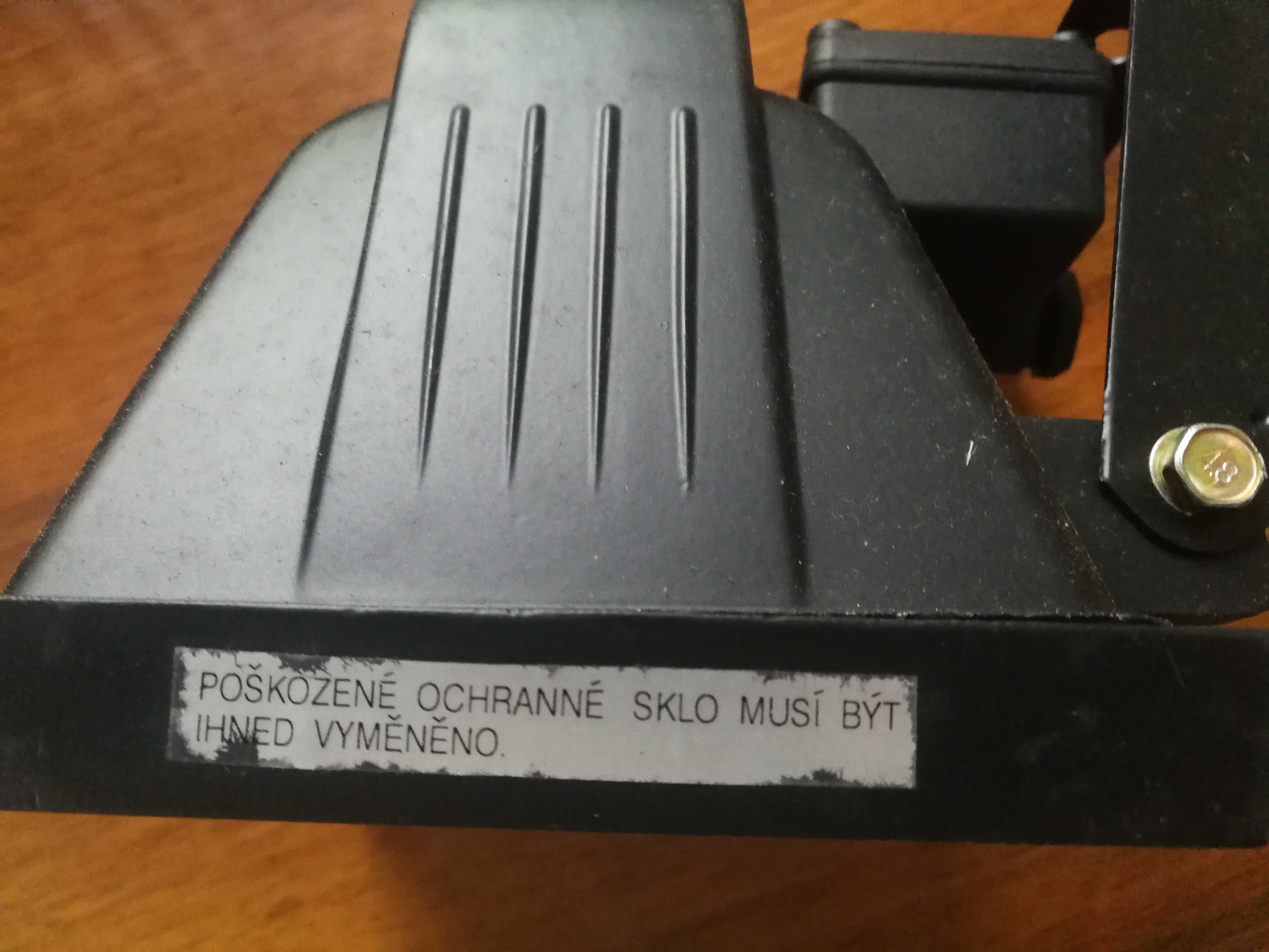 Lampa halogenowa 500 W.