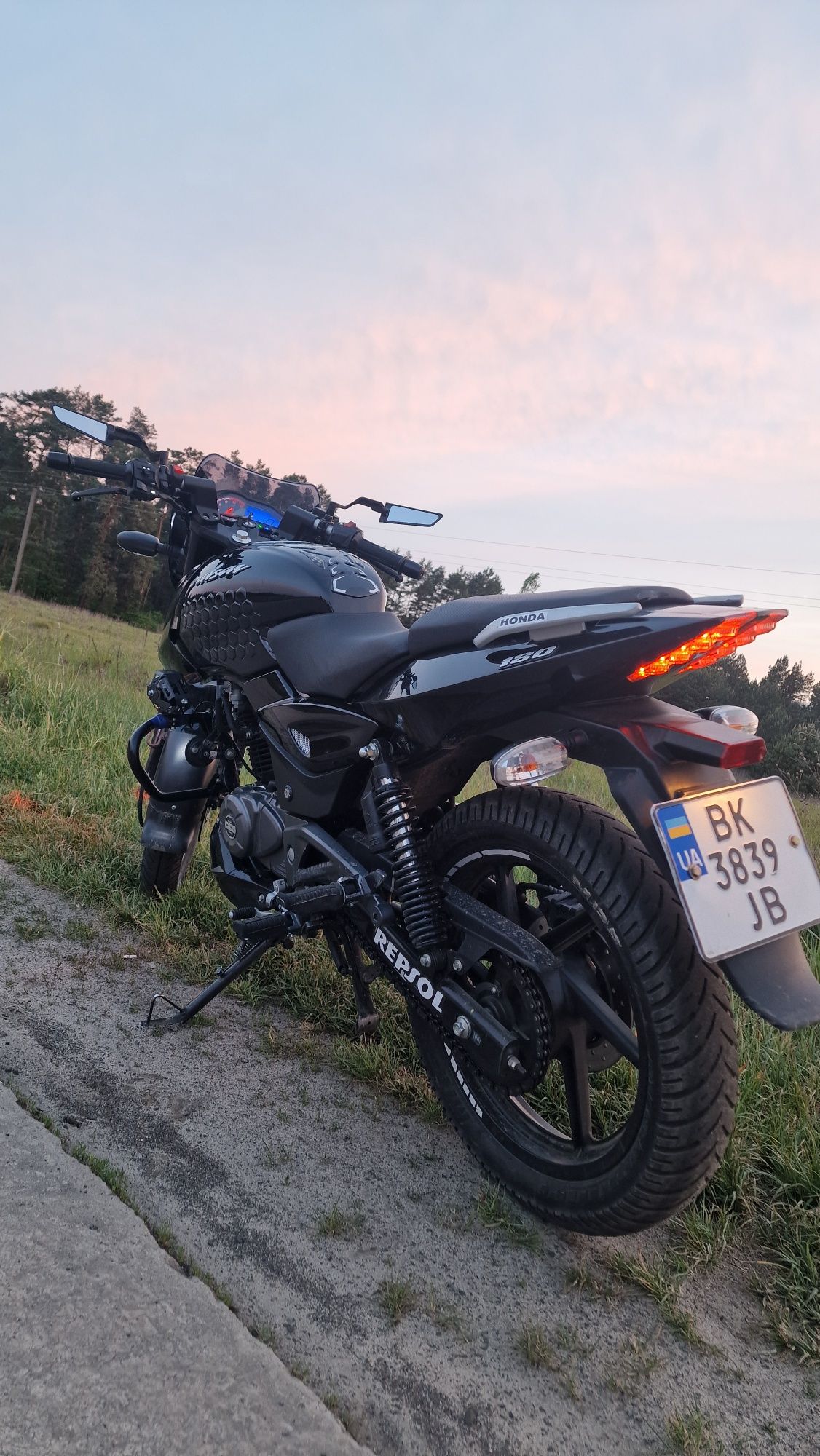 Продам bajaj pulsar 180