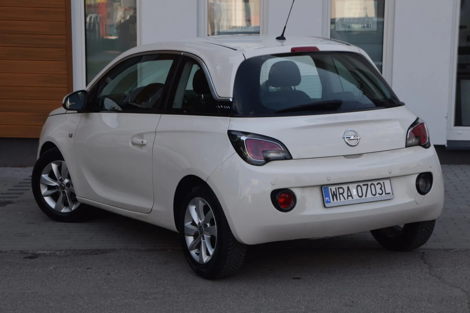Opel Adam 1.2B 70KM ~Klima~City~Tempomat~Parktronik~Opony wielosezon 24r