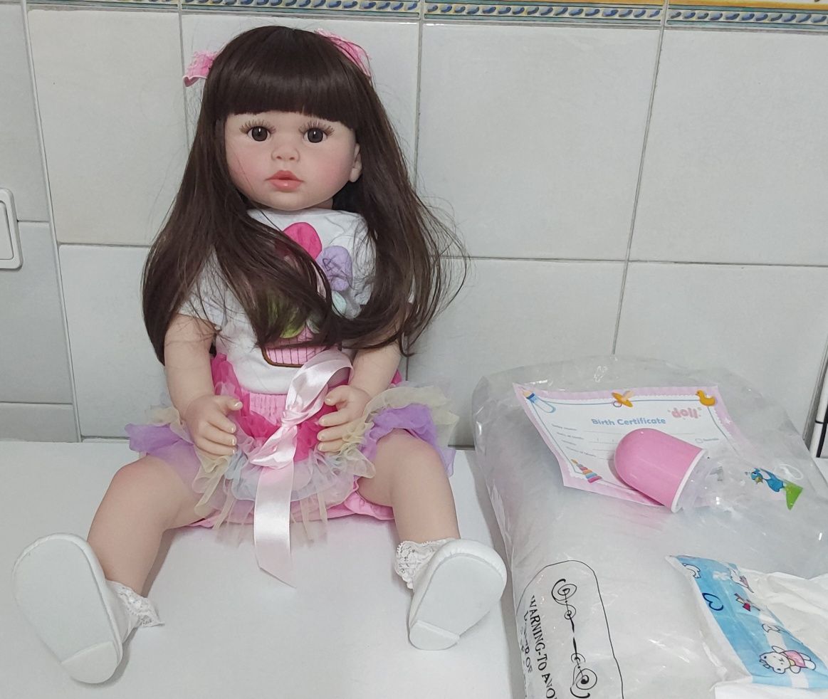 BONECA REALISTA REBORN,SILICONE MACIO,Corpo em tecido.Quarto,Sala.Casa