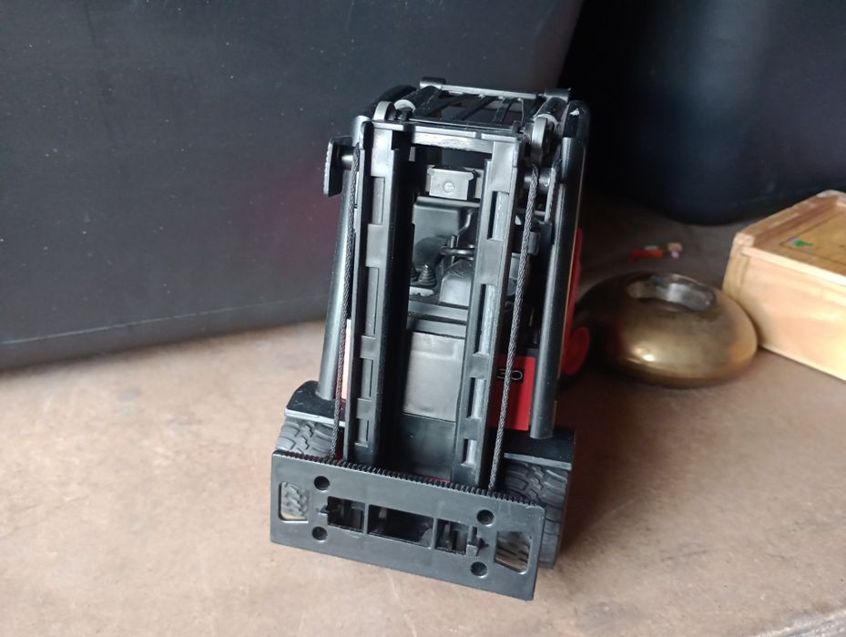 Widlak bruder traktor