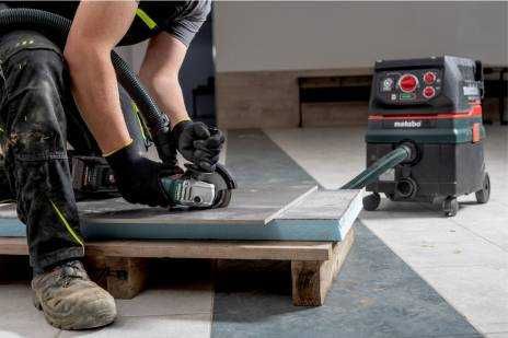 Rebarbadora sem fio Metabo W 18 l 9 125 Quick + 2 bat 4Ah e carregador