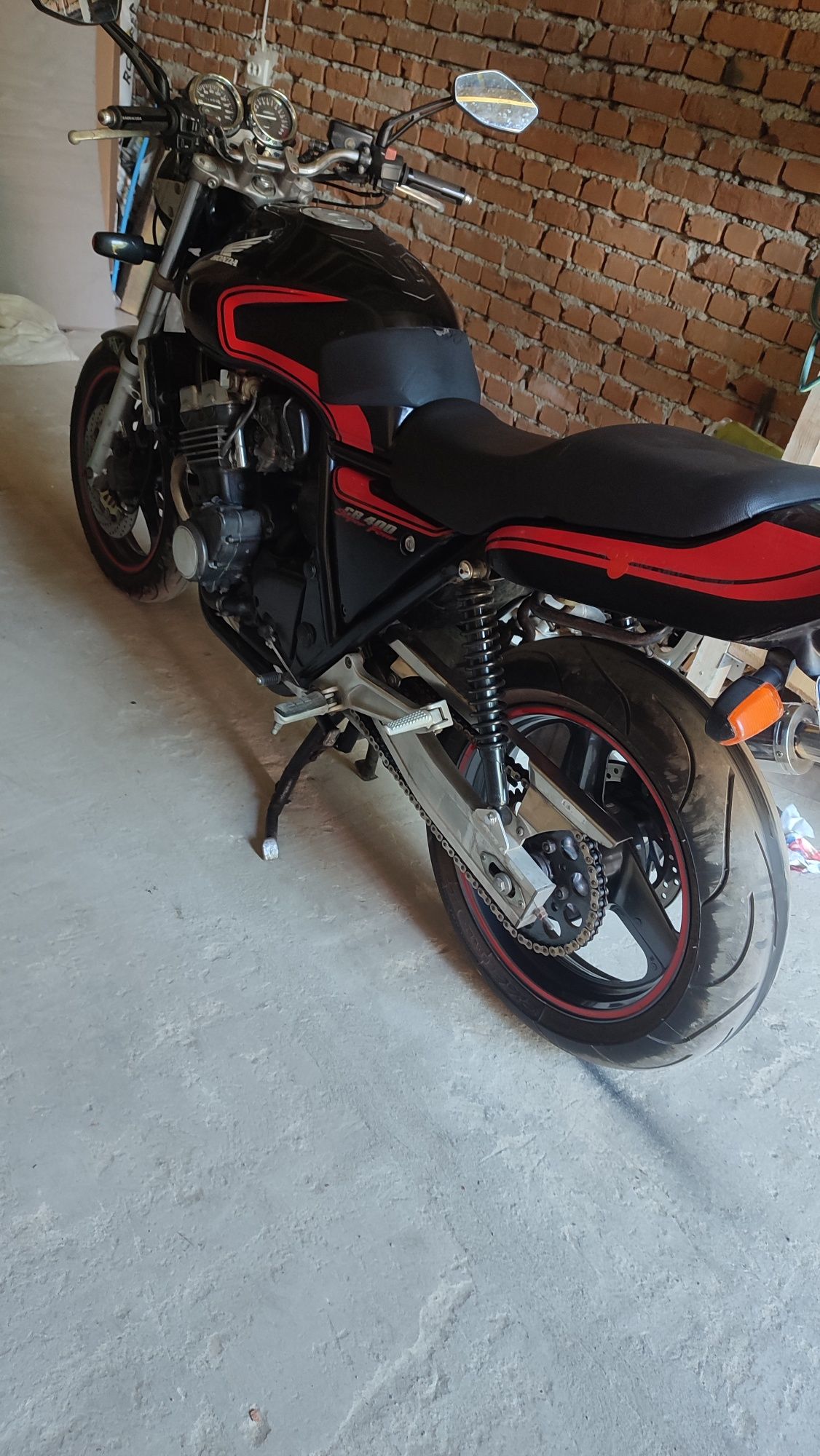 Honda sb400sf з доками