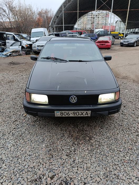 Volkswagen Passat b3 1.8 газ