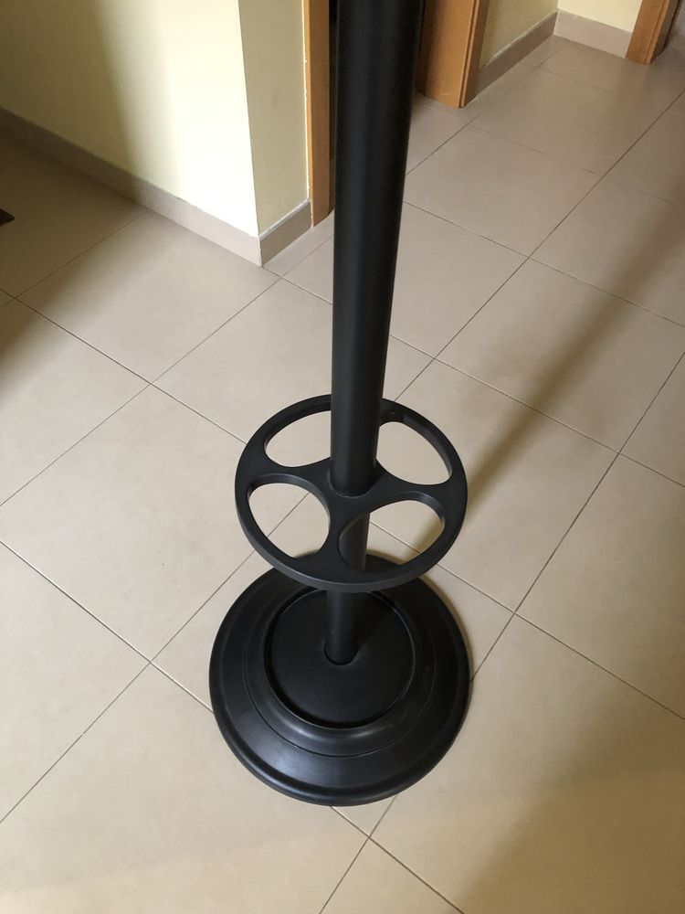 Cabide e bengaleiro