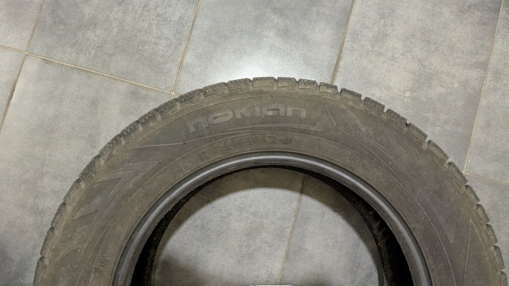 Зимові шини Nokian Nordman RS2 SUV 225/65 R17 106R XL
