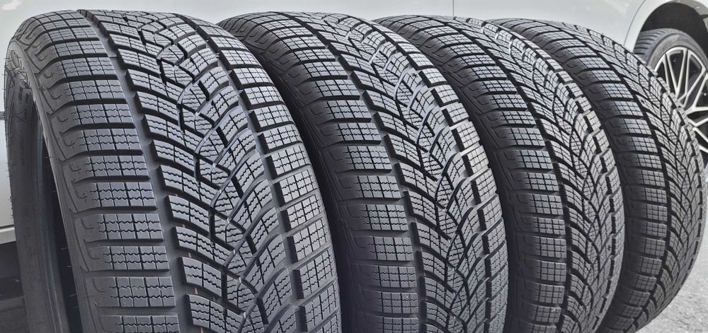 225 50 R17 XL GoodYear UltraGrip Performance  Jak Nowe! 8,2mm! 2024r!