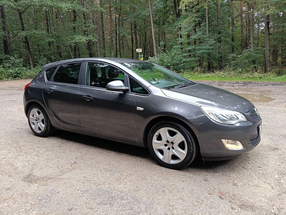 Opel Astra Opla Astra 1.6 Edition gaz, sprowadzony
