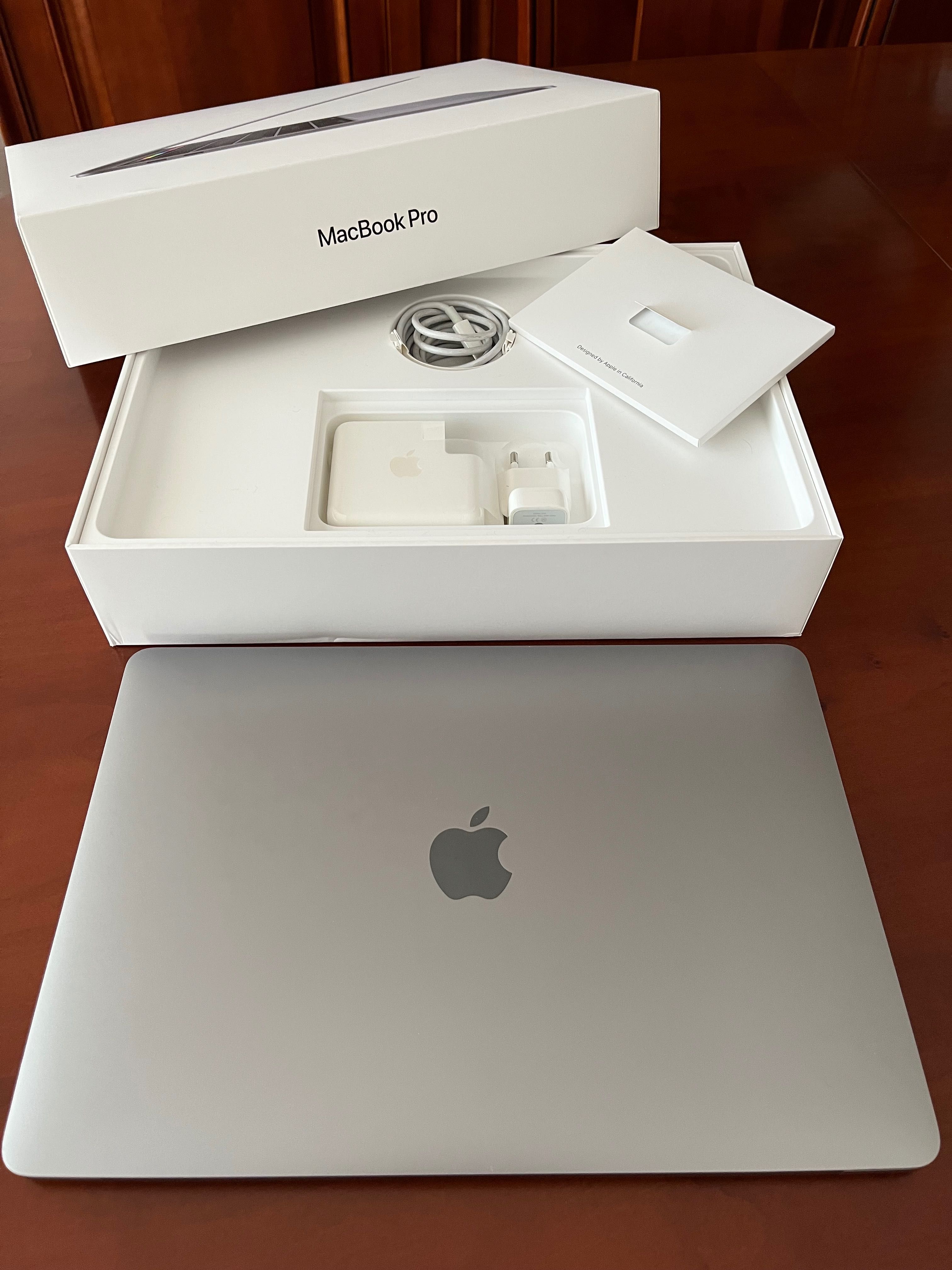 Macbook Pro 13” Touch Bar Intel Core i5 3.9 GHz RAM 8 Gb SSD 256 Gb