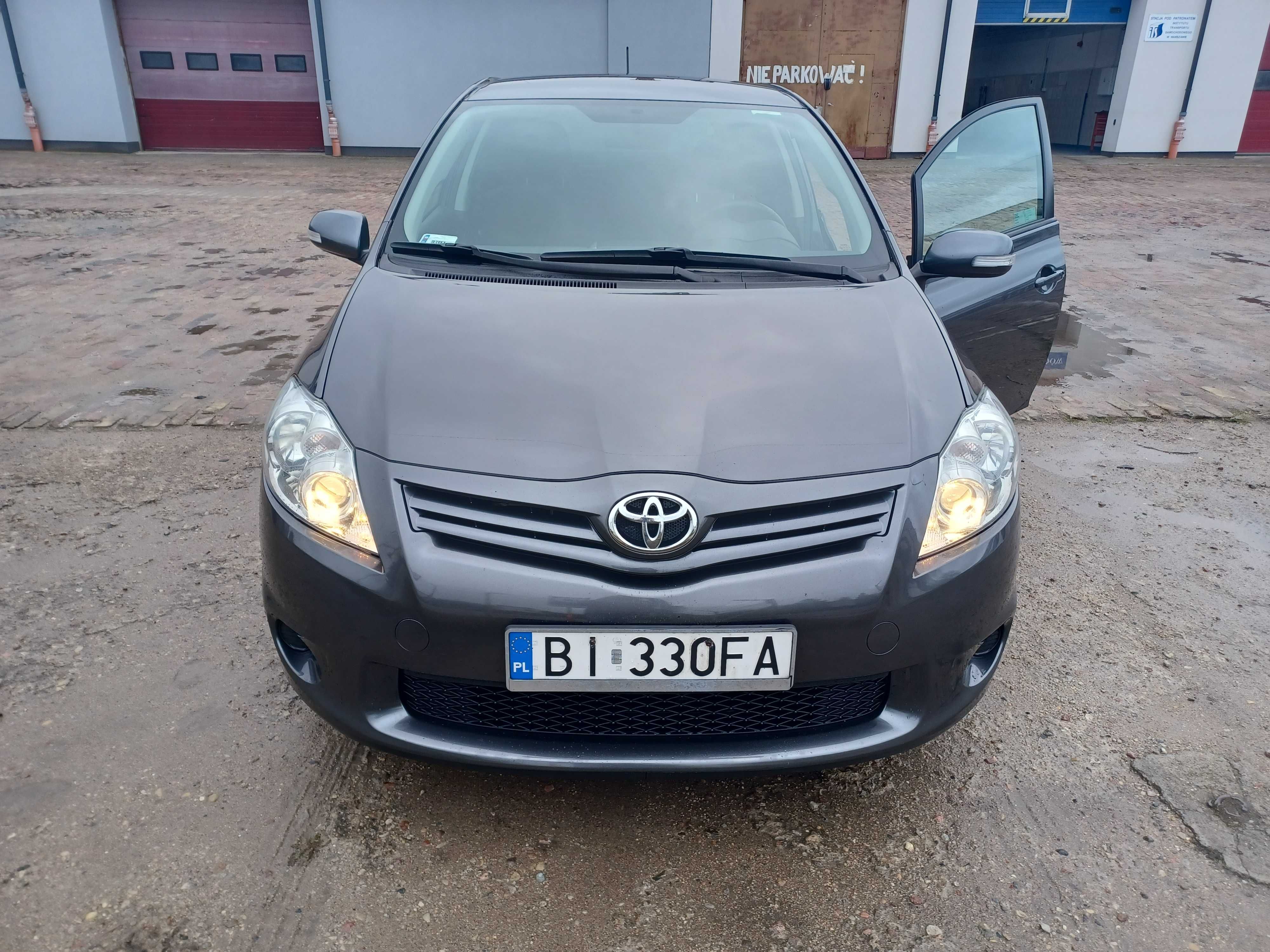 toyota Auris 2013r.