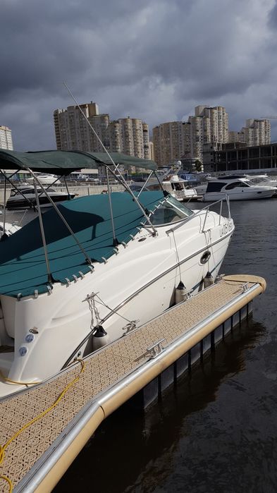 Катер MAXUM 2500 SCR