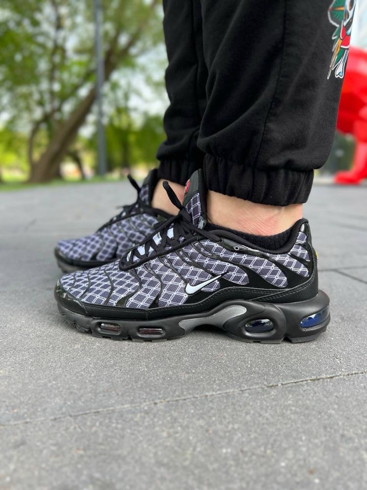 Чоловічі кросівки Nike Air Max Plus TN Black Blue White