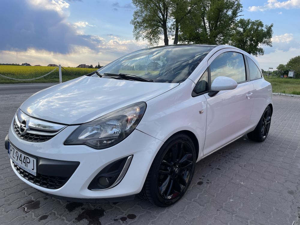 Opel corsa Color Edition