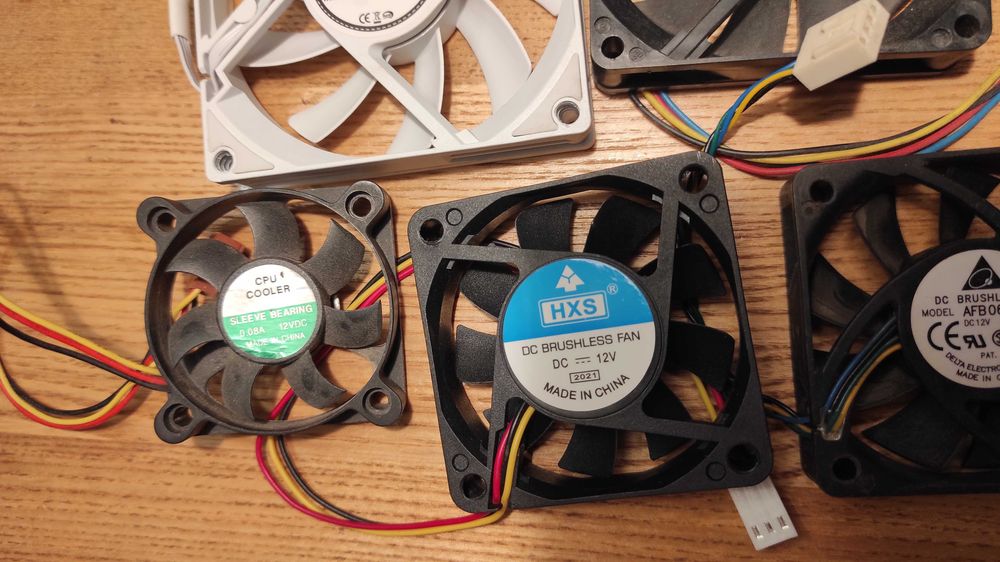 Кулер вентилятор пропеллер для ЦПУ та корпусу ПК тонкі