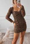 Dopasowana sukienka mini panterka sexy obcisla marszczona drapowana 36