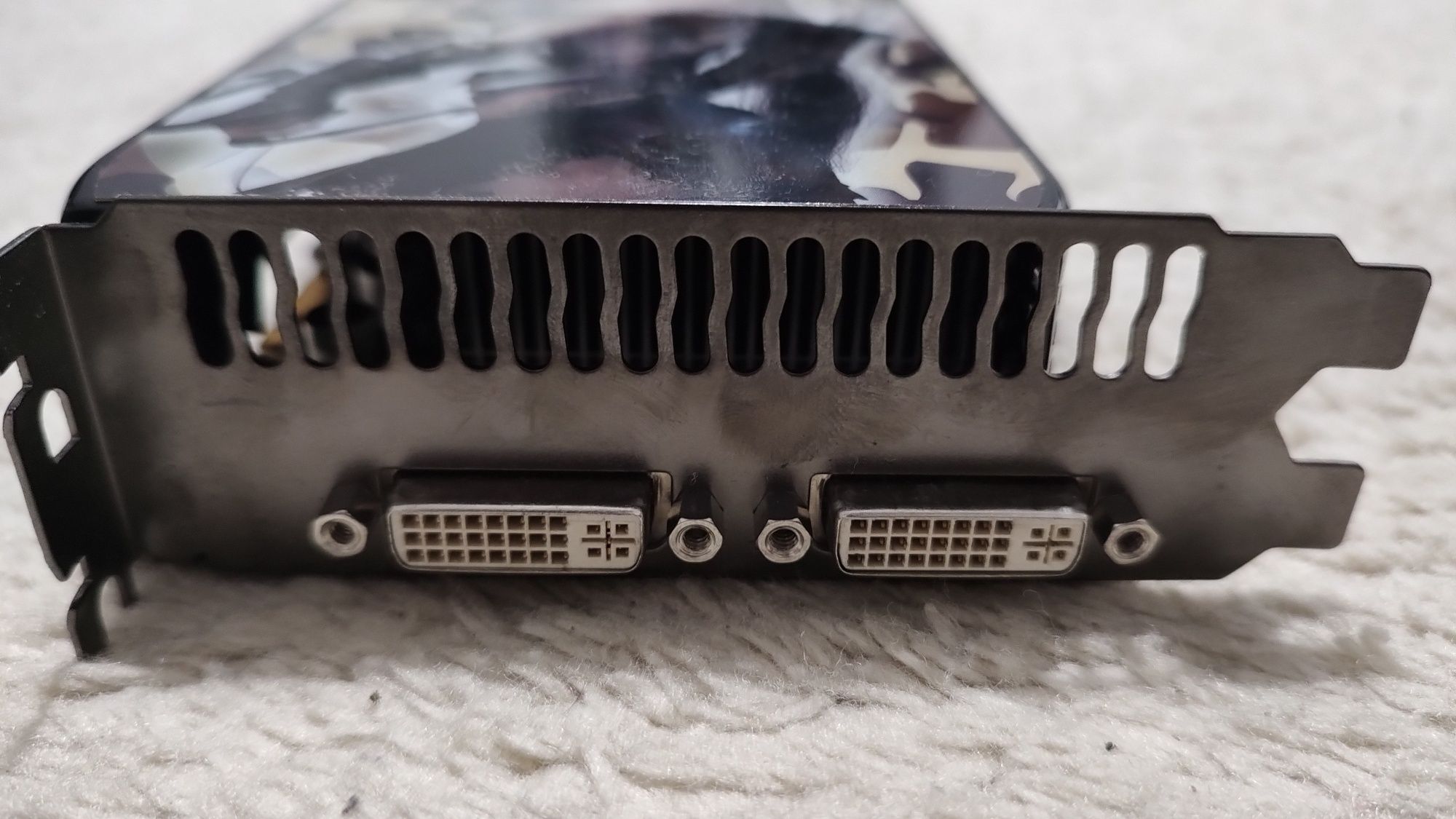 Karta graficzna GPU GTX 260 / 8600 GT / 9600 GSO