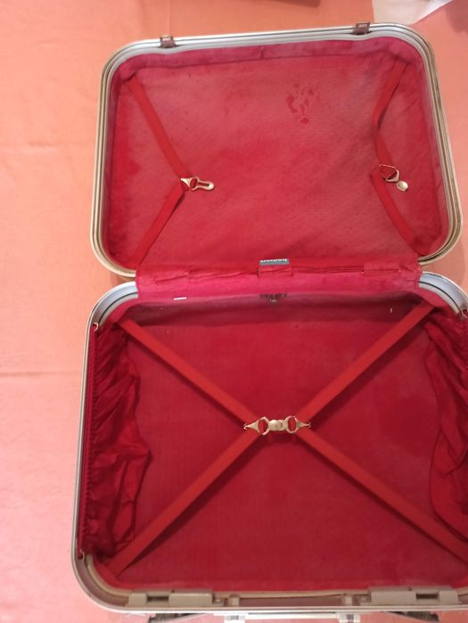 Mala retro/vintage rigida Delsey