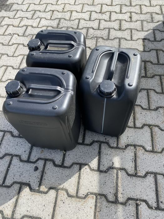 Kanistry, bańki 25 l