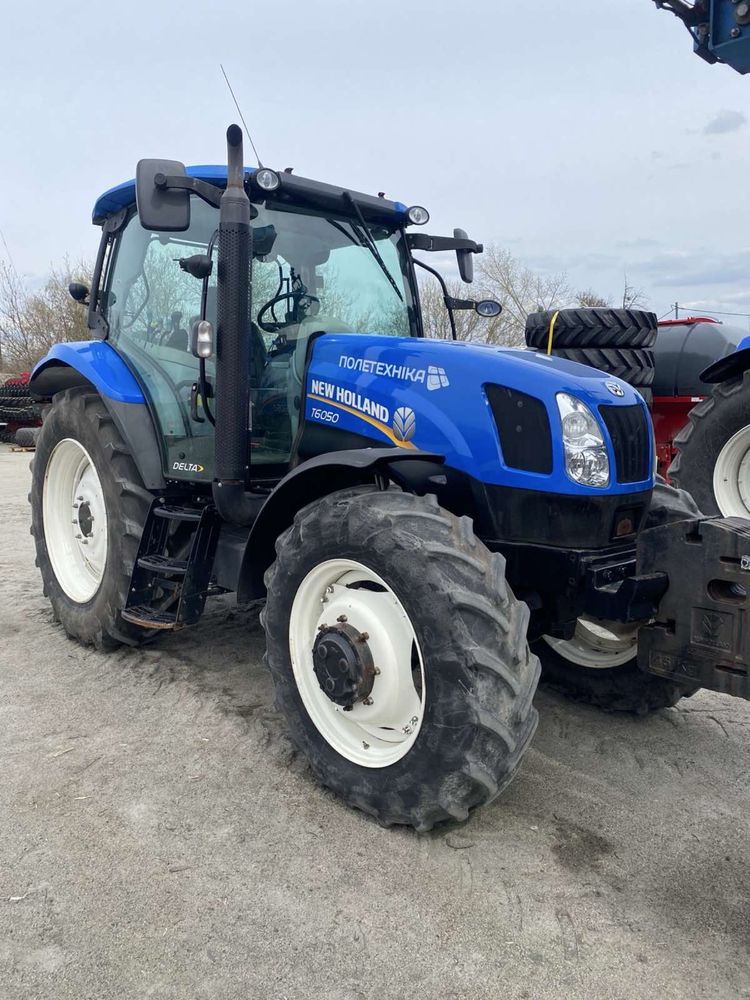Трактор new holland 6050