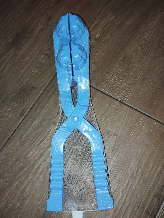 Sniezkomat urządzenie do robienia śnieżek