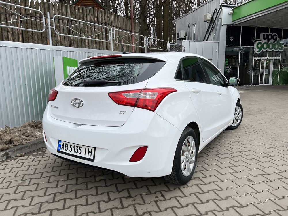 Hyundai Elantra 2.0