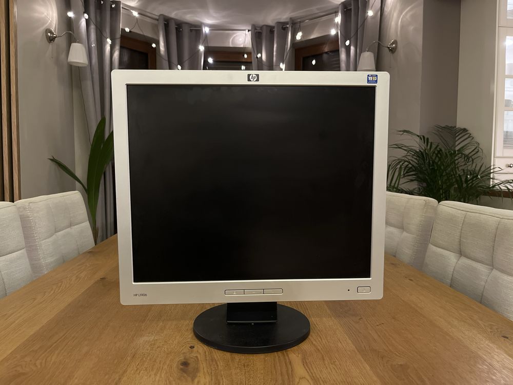 Monitor HP L1906