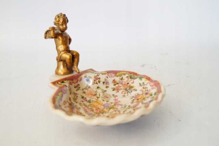 Mydelniczka paterka z aniołkiem porcelana + brąz 3