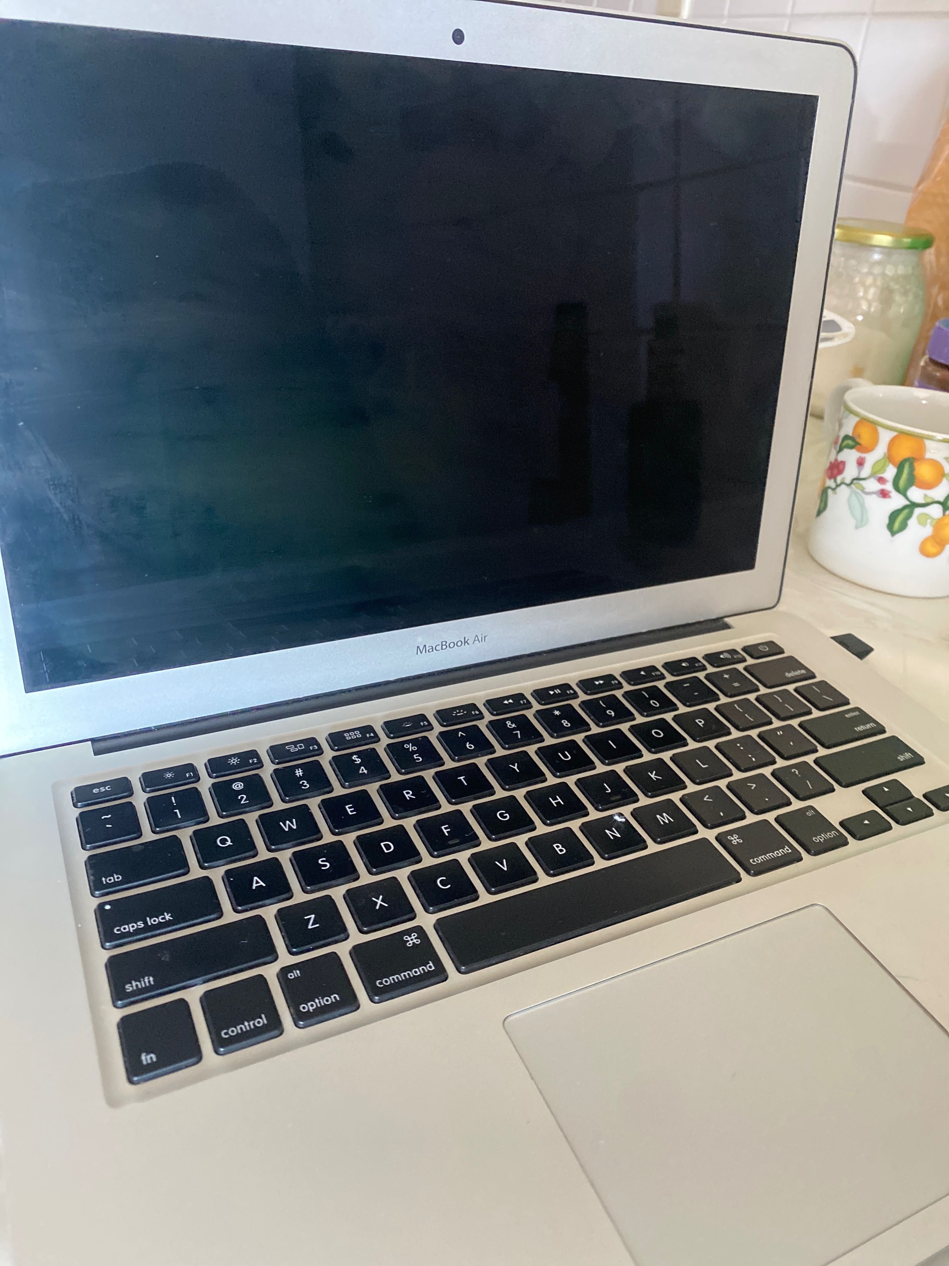 macbook air 13 128GB