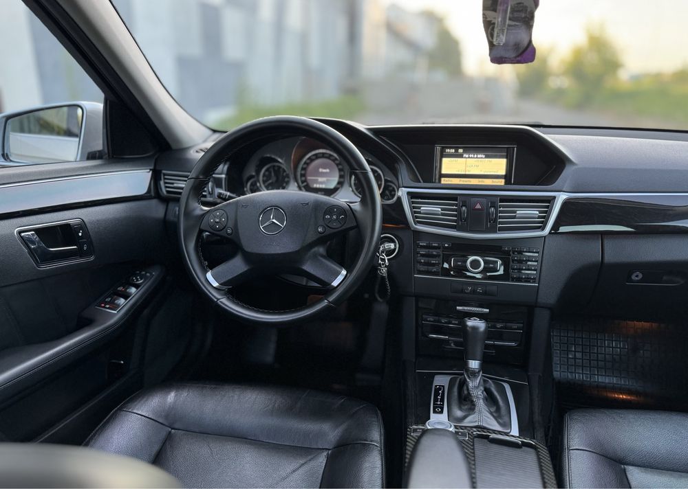 Mercedes Benz E 220 W212 2.2 CDI 2010р.
