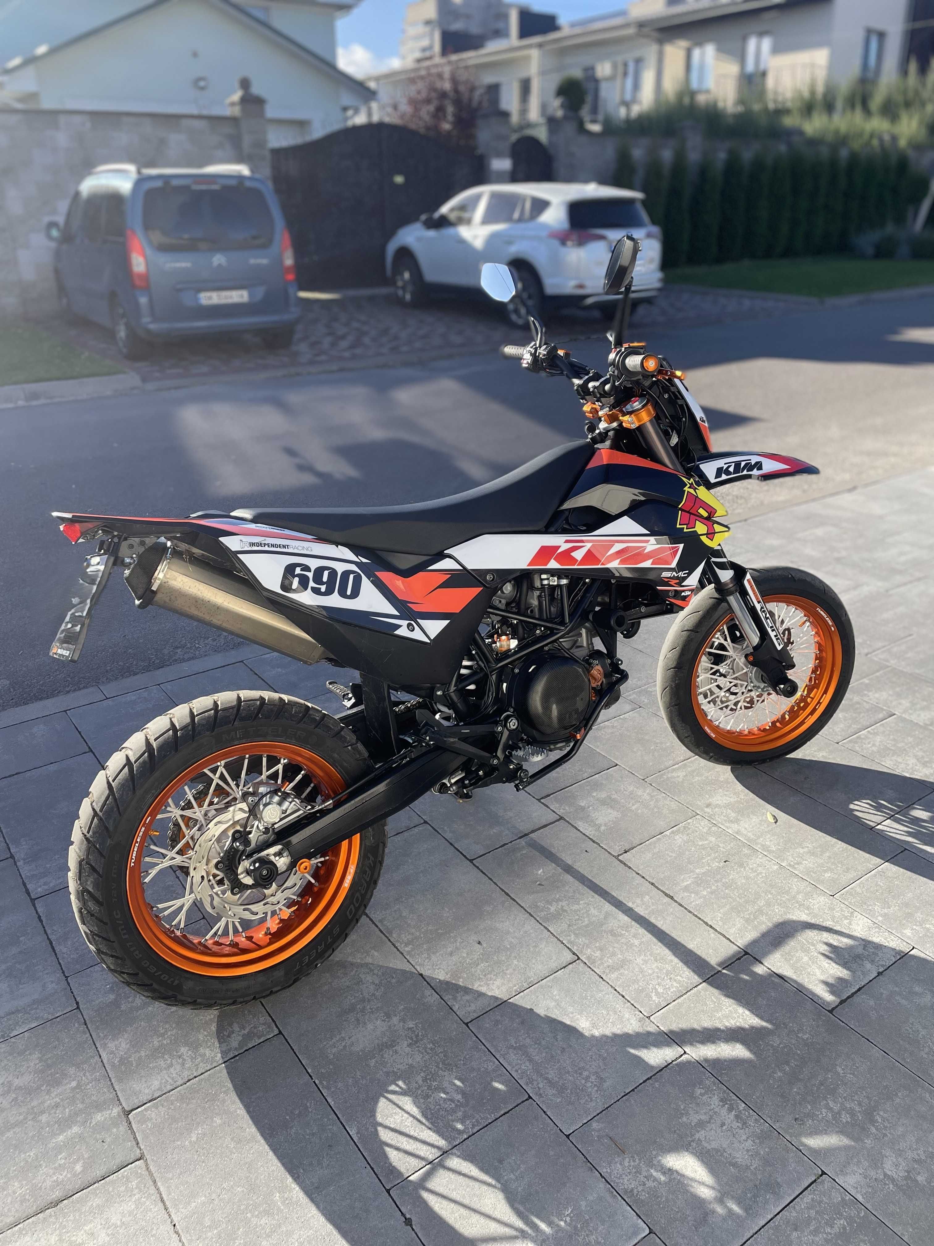 KTM 690 smc r 2015р.