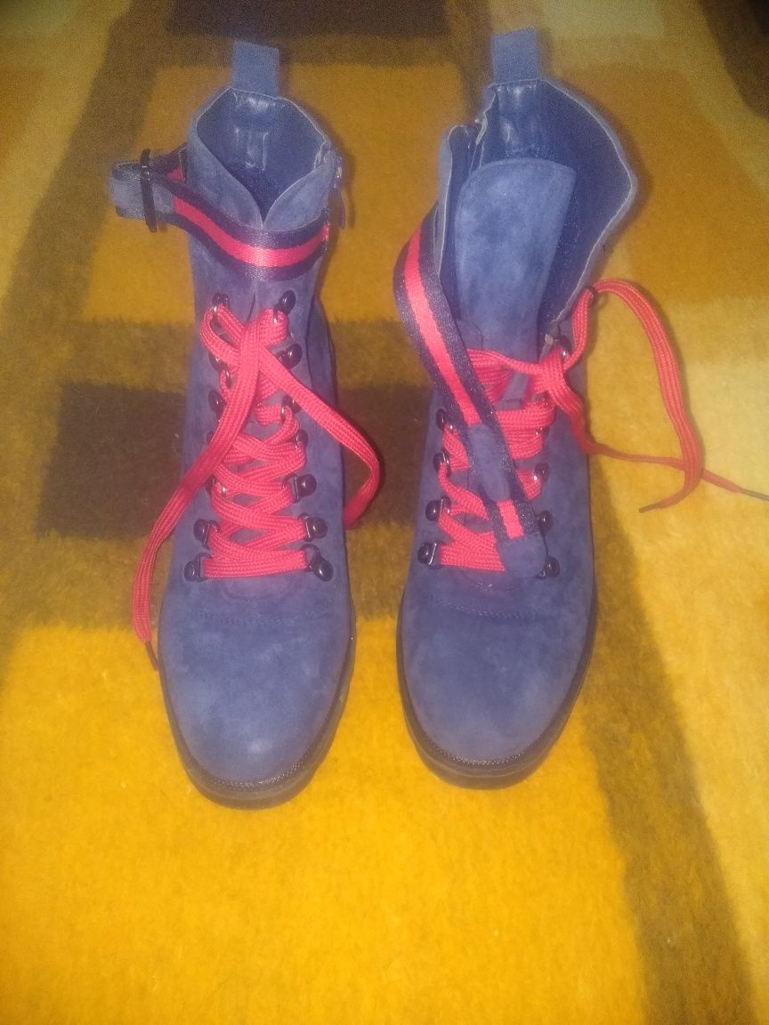 Sapatos de salto altos tamanho 40