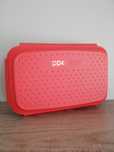 Feche e envolva Tupperware