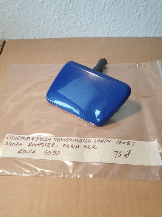 zaślepka + dysza spryskiwacza lampy lewej skoda roomster ,fabia mk2