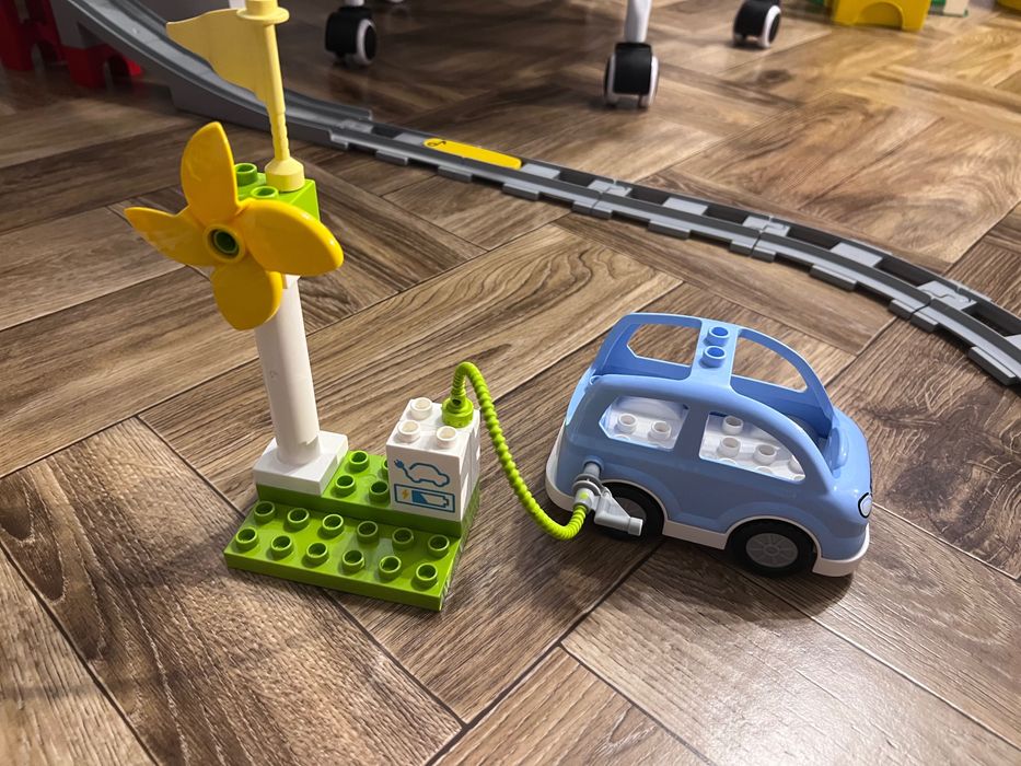 Lego Duplo kolejka i miasteczko