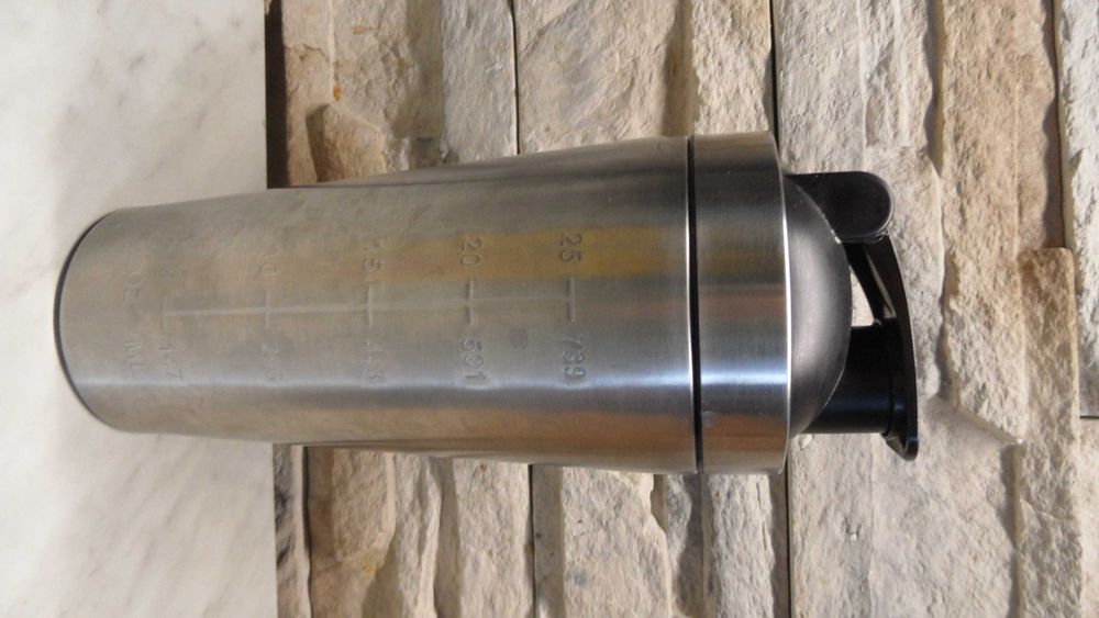 Shaker /bidon metalowy