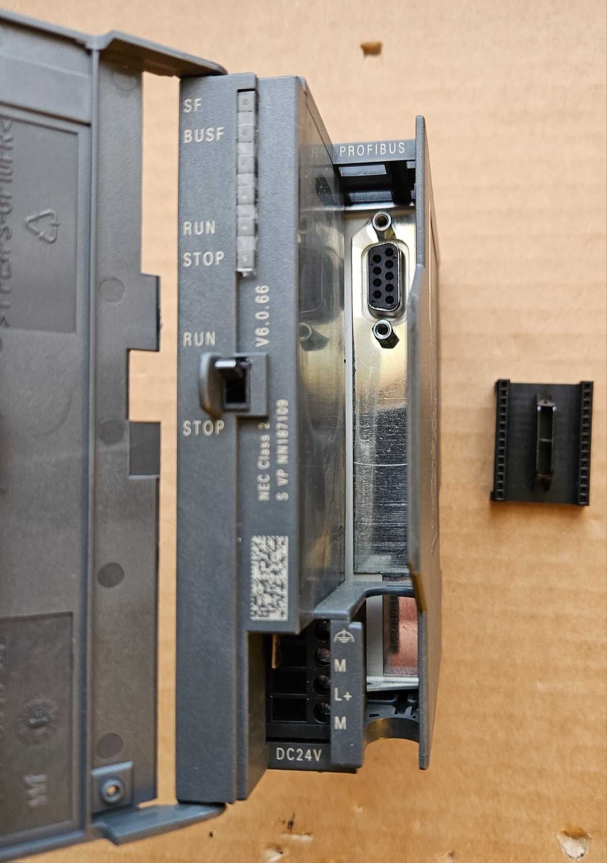 Procesor komunikacyjny Siemens Simatic NET CP S7-300.