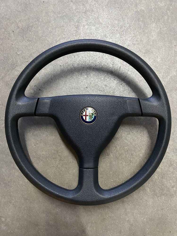Volante Alfa Romeo 155
