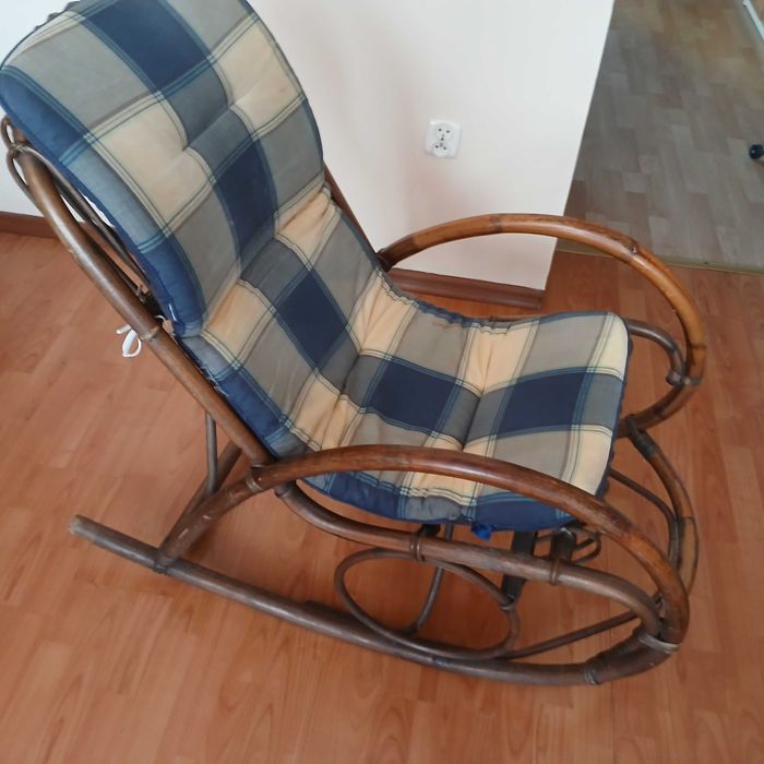 Fotel bujany  wiklinowy