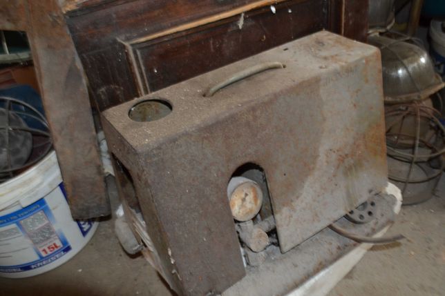 Stary kompresor sprężarka