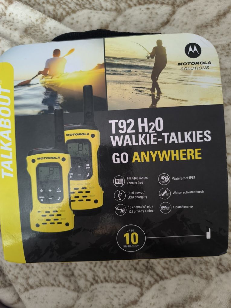 Продам рацию Motorola T92 H2O