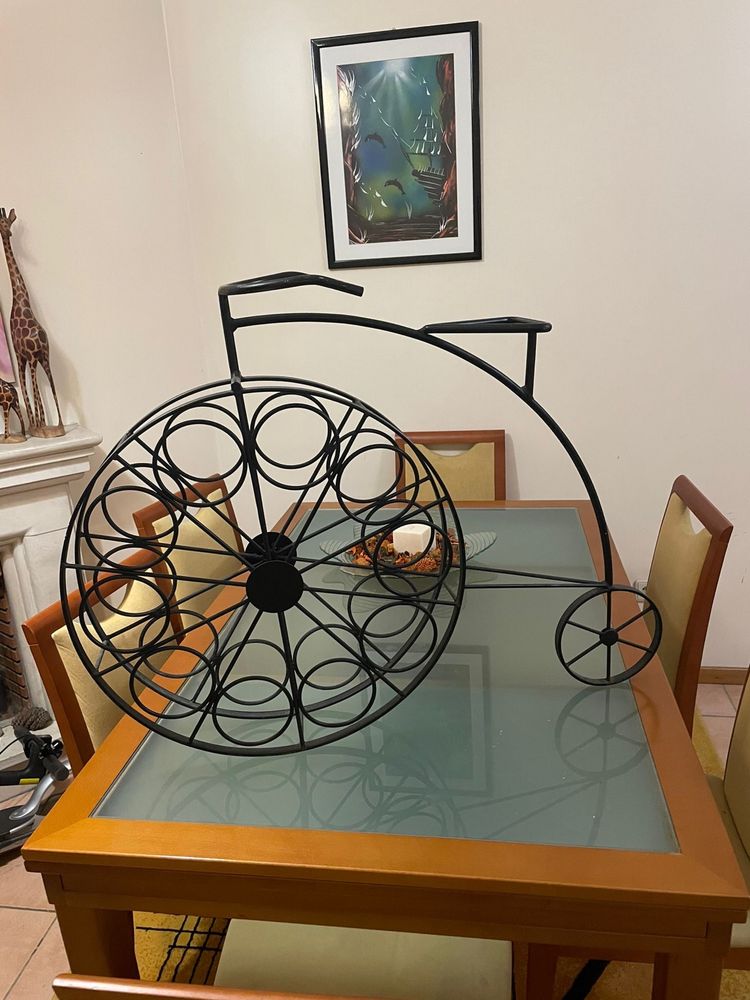 Garrafeira-bicicleta