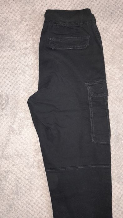 Spodnie joggery H & M r 146 jak nowe