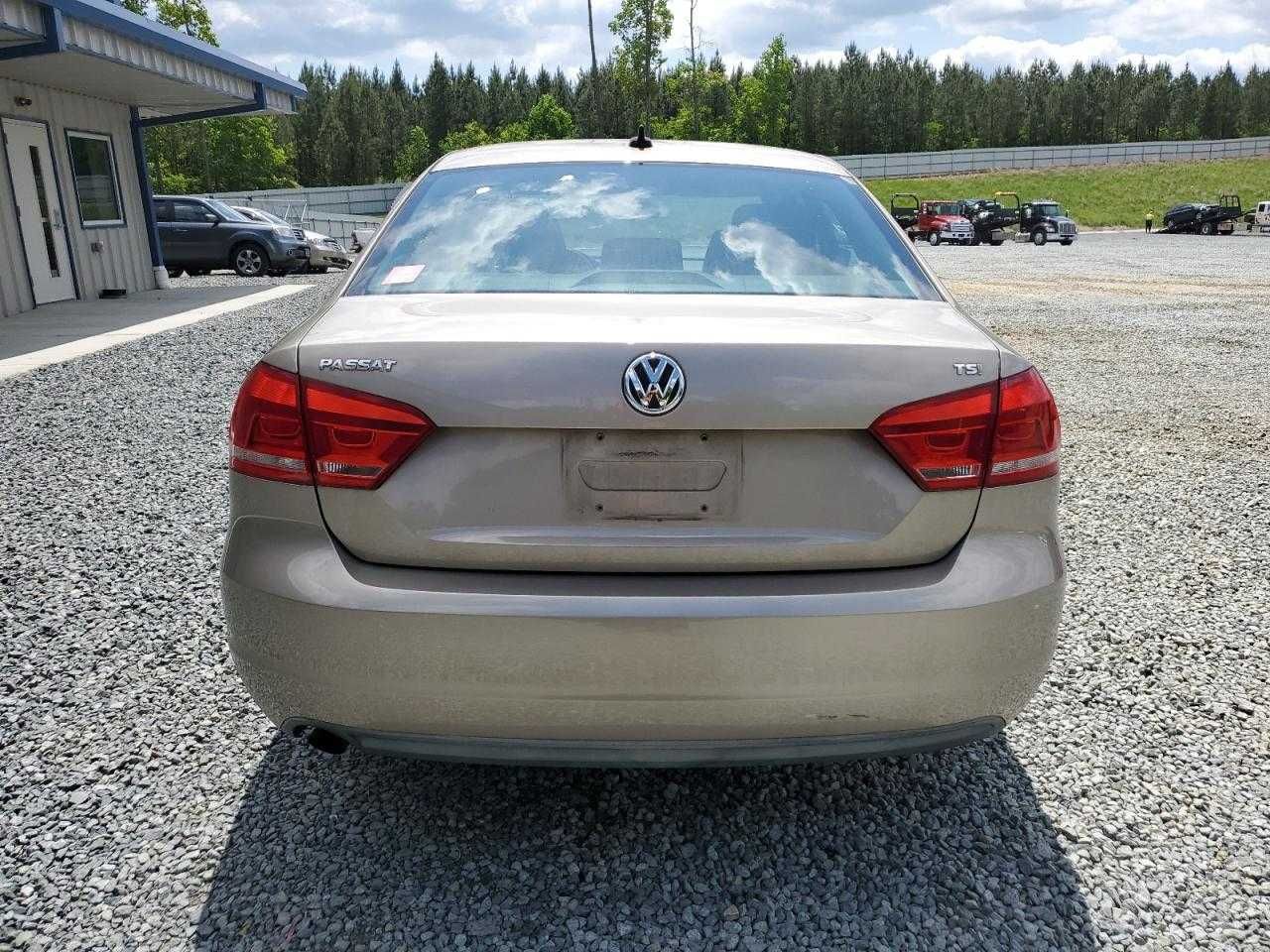 Volkswagen PASSAT 2015
