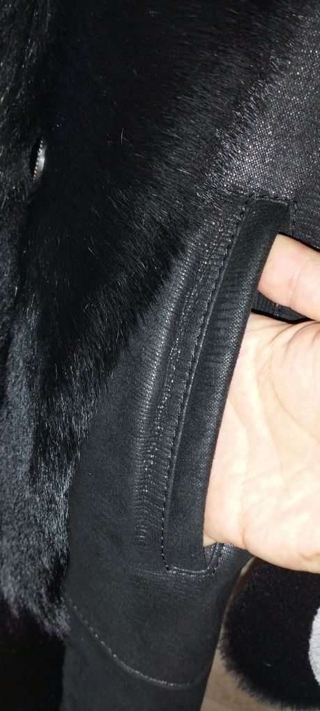 Продам новую очень красивую дубленку.