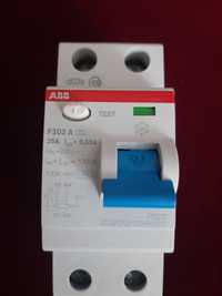 Wyłącznik automatyczny prądu ABB F202 A-25/0,03