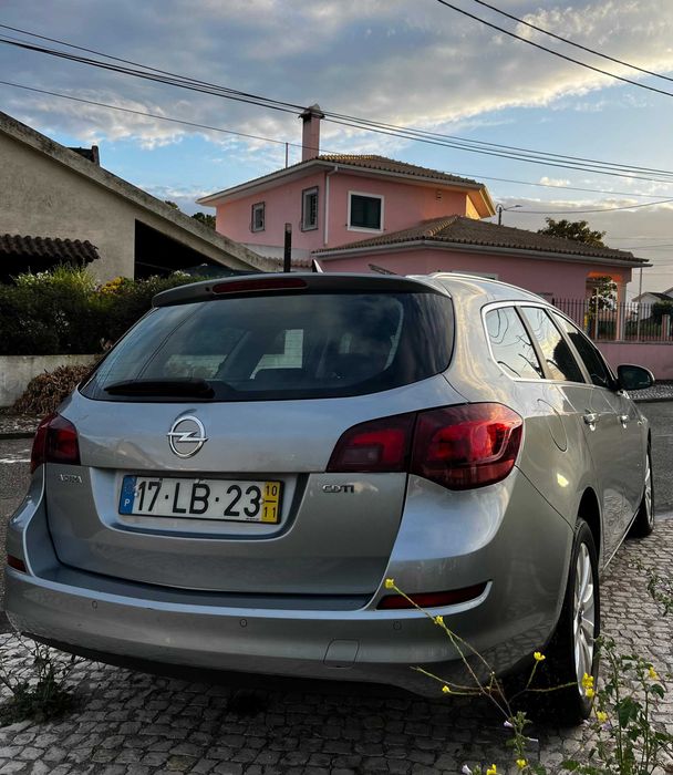 Opel Astra J - 1.7 CDTI . 125CV